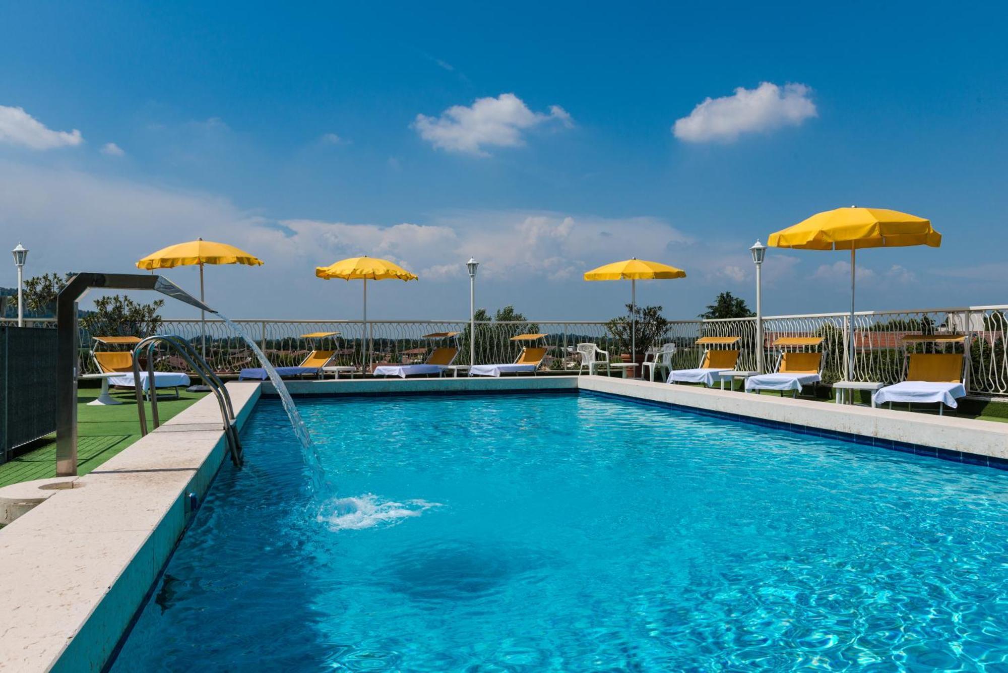 Hotel Terme Roma Abano Terme Esterno foto
